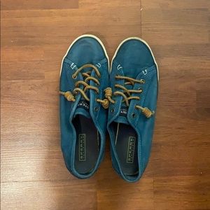 Blue women’s sperrys